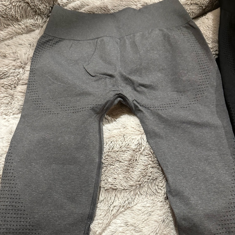 Never worn - Picture 4 of 7